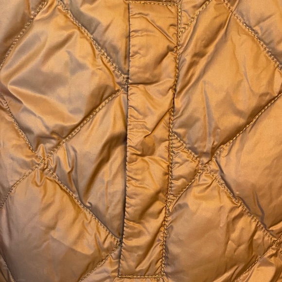 MaxMara Quilted Beige Puffer Jacket THE CUBE Size 6 - Picture 8 of 8